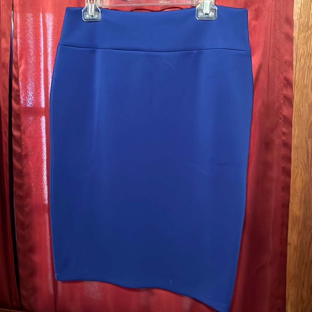 INC INTERNATIONAL CONCEPTS royal blue skirt.  Size L
